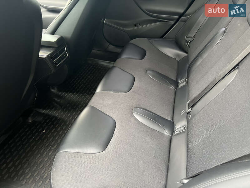 Ліфтбек Tesla Model S 2014 в Києві фото 3 Ліфтбек Tesla Model S 2014 в Києві