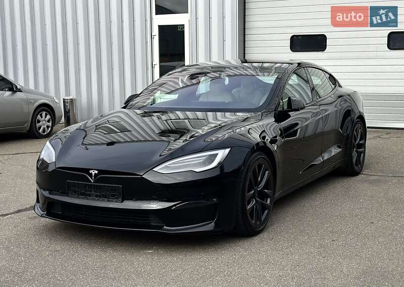 Лифтбек Tesla Model S 2021 в Киеве