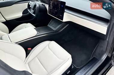 Лифтбек Tesla Model S 2021 в 