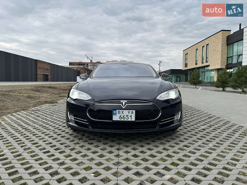 Ліфтбек Tesla Model S 2014 в Хмельницькому