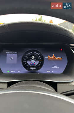 Лифтбек Tesla Model S 2014 в 