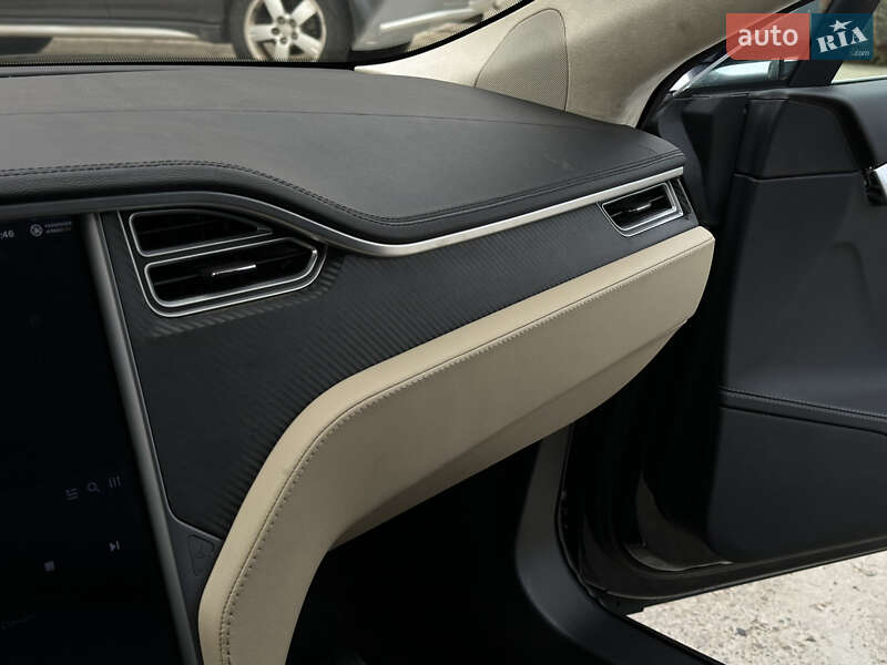 Лифтбек Tesla Model S 2013 в Одессе