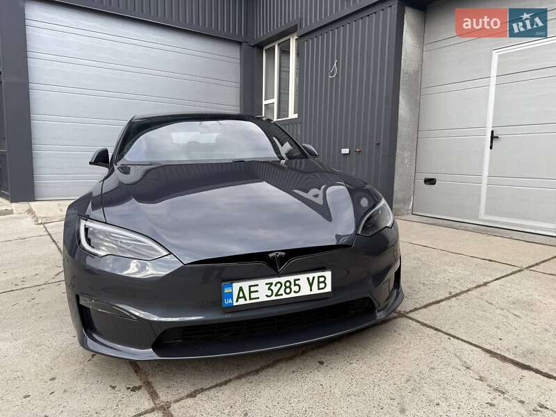 Лифтбек Tesla Model S 2022 в Днепре