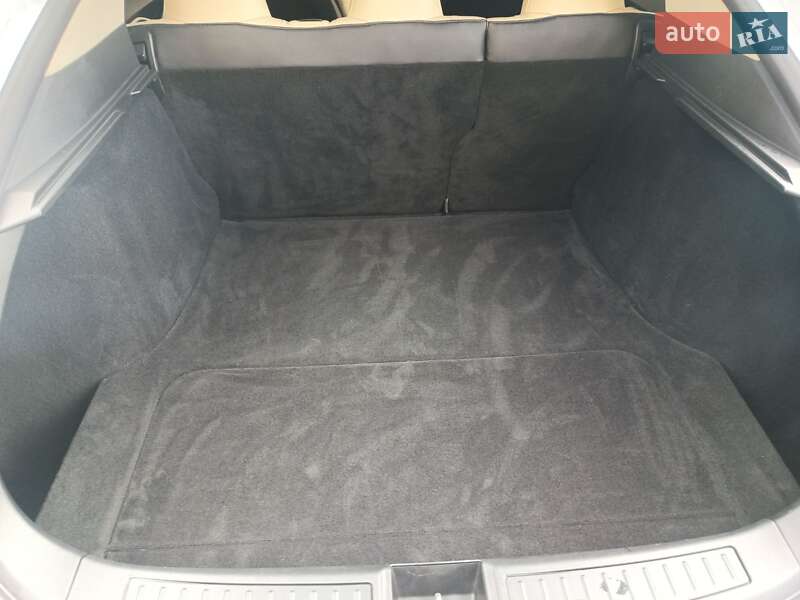 Лифтбек Tesla Model S 2015 в Ровно фото 50 Лифтбек Tesla Model S 2015 в Ровно