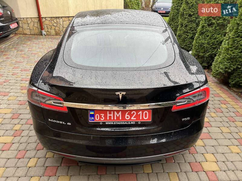 Лифтбек Tesla Model S 2015 в Львове фото 38 Лифтбек Tesla Model S 2015 в Львове