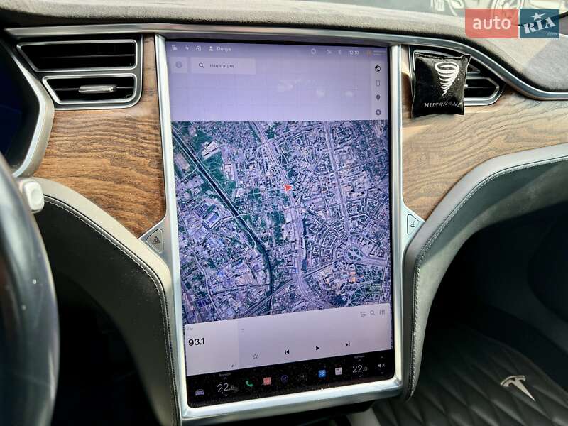 Лифтбек Tesla Model S 2017 в Харькове фото 17 Лифтбек Tesla Model S 2017 в Харькове