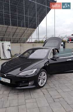 Лифтбек Tesla Model S 2020 в Ивано-Франковске