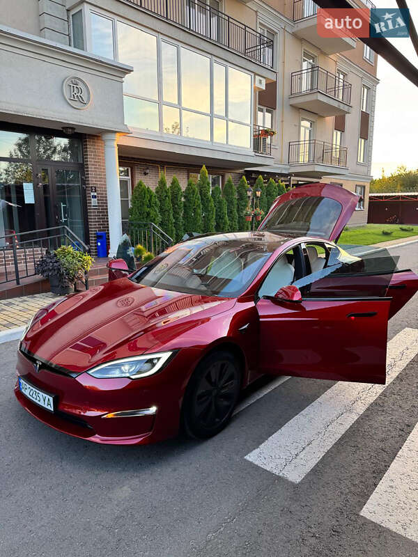 Ліфтбек Tesla Model S 2023 в Запоріжжі