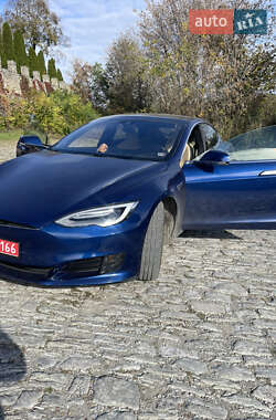 Ліфтбек Tesla Model S 2016 в 