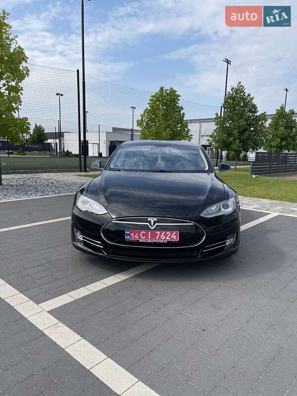 Ліфтбек Tesla Model S 2013 в Мукачевому фото 10 Ліфтбек Tesla Model S 2013 в Мукачевому