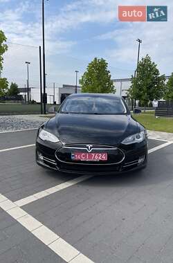 Ліфтбек Tesla Model S 2013 в 