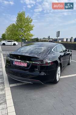 Ліфтбек Tesla Model S 2013 в 