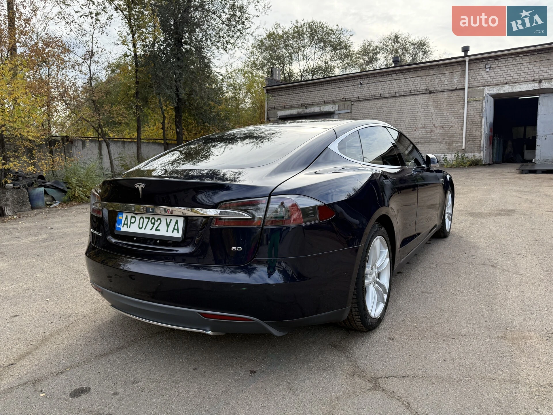 2015 Tesla Model S - мініатюра 4