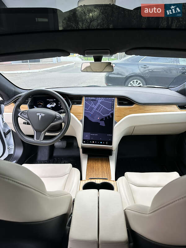 Ліфтбек Tesla Model S 2020 в Одесі фото 16 Ліфтбек Tesla Model S 2020 в Одесі