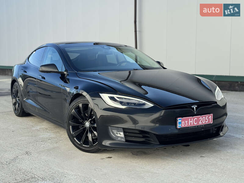 Tesla Model S 2016