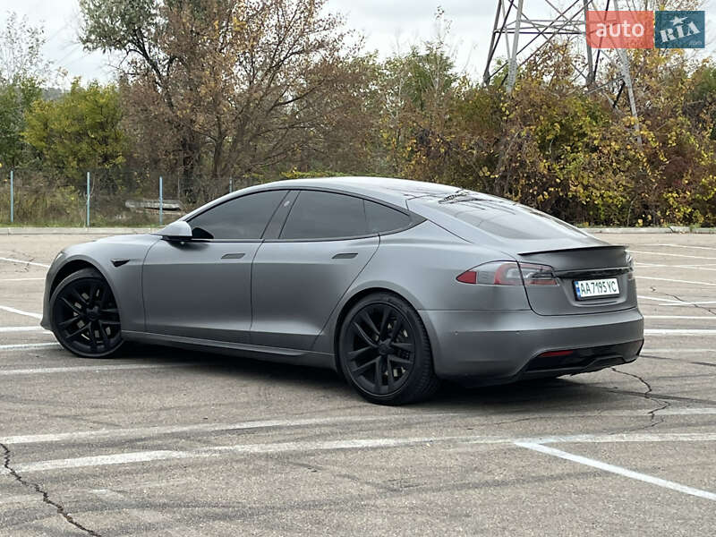 Ліфтбек Tesla Model S 2021 в Києві