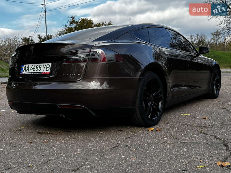 Лифтбек Tesla Model S 2013 в Кропивницком фото 15 Лифтбек Tesla Model S 2013 в Кропивницком