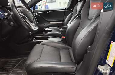 Лифтбек Tesla Model S 2017 в Киеве