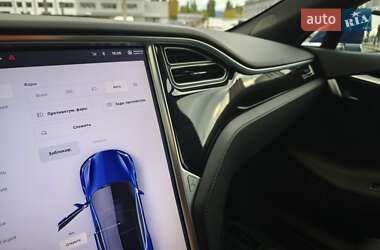 Лифтбек Tesla Model S 2017 в Киеве