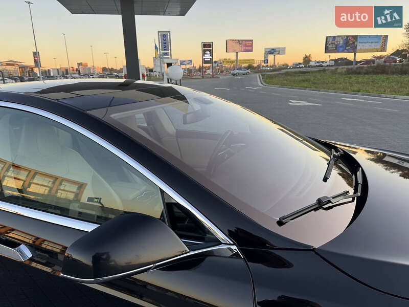Ліфтбек Tesla Model S 2014 в Львові фото 69 Ліфтбек Tesla Model S 2014 в Львові