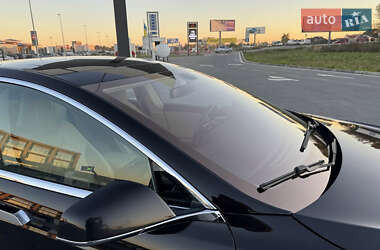 Лифтбек Tesla Model S 2014 в 