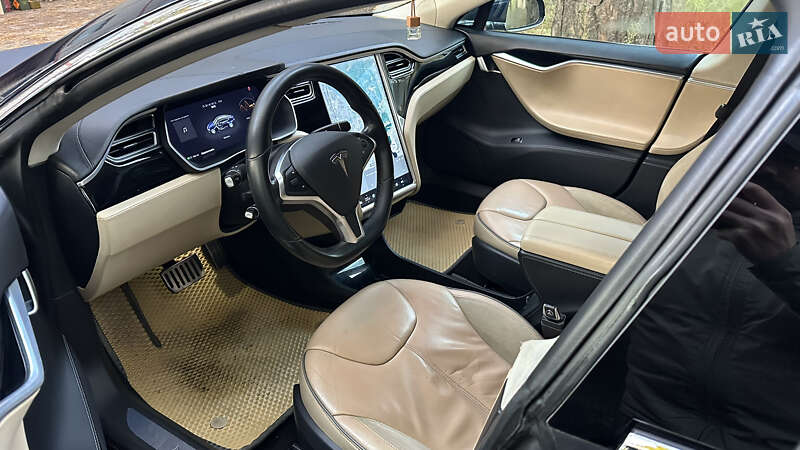 Ліфтбек Tesla Model S 2014 в Києві фото 2 Ліфтбек Tesla Model S 2014 в Києві