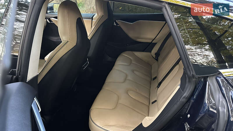 Ліфтбек Tesla Model S 2014 в Києві фото 7 Ліфтбек Tesla Model S 2014 в Києві