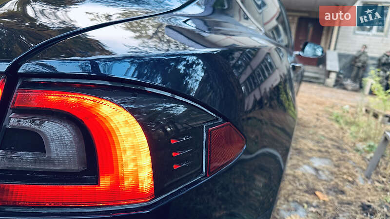 Ліфтбек Tesla Model S 2014 в Києві фото 9 Ліфтбек Tesla Model S 2014 в Києві