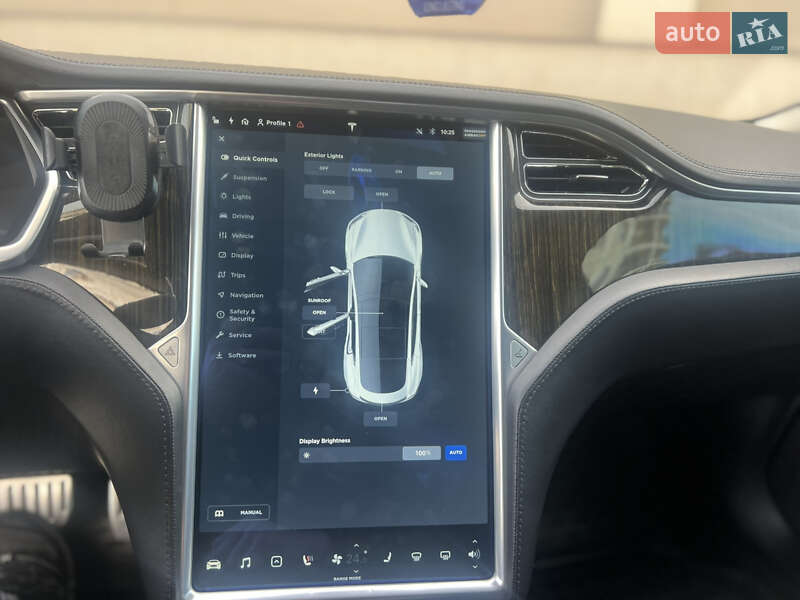 Ліфтбек Tesla Model S 2013 в Одесі