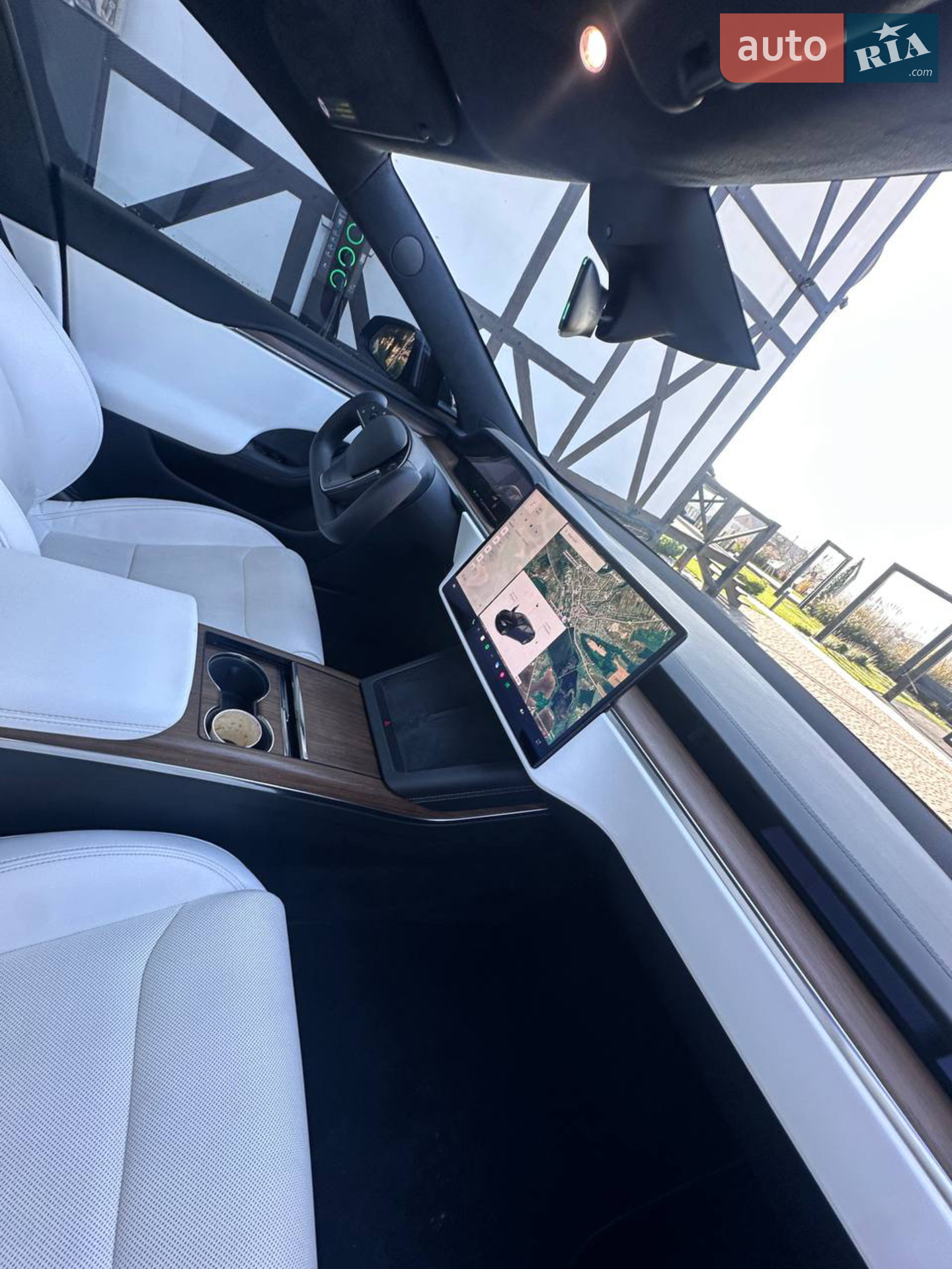 2022 Tesla Model S - мініатюра 15