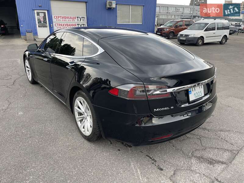 Ліфтбек Tesla Model S 2016 в Києві фото 9 Ліфтбек Tesla Model S 2016 в Києві