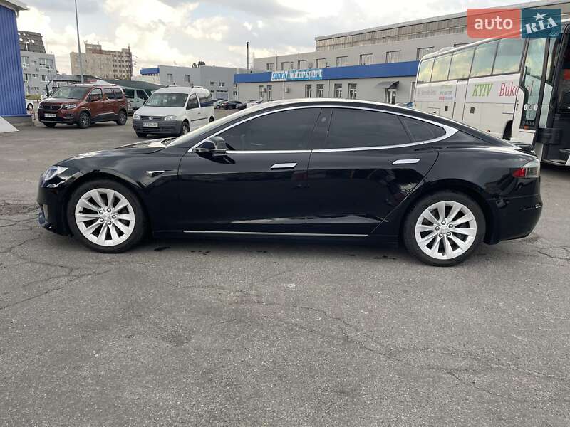 Ліфтбек Tesla Model S 2016 в Києві фото 14 Ліфтбек Tesla Model S 2016 в Києві