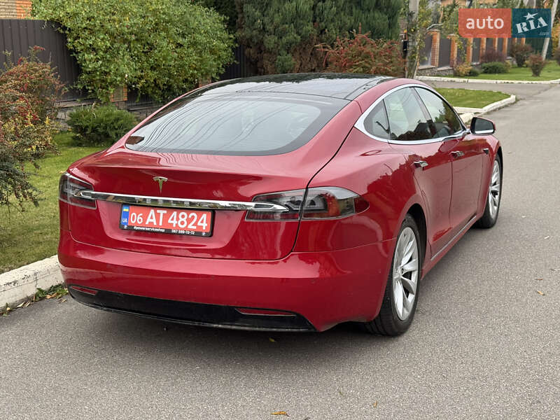 Ліфтбек Tesla Model S 2018 в Києві фото 3 Ліфтбек Tesla Model S 2018 в Києві