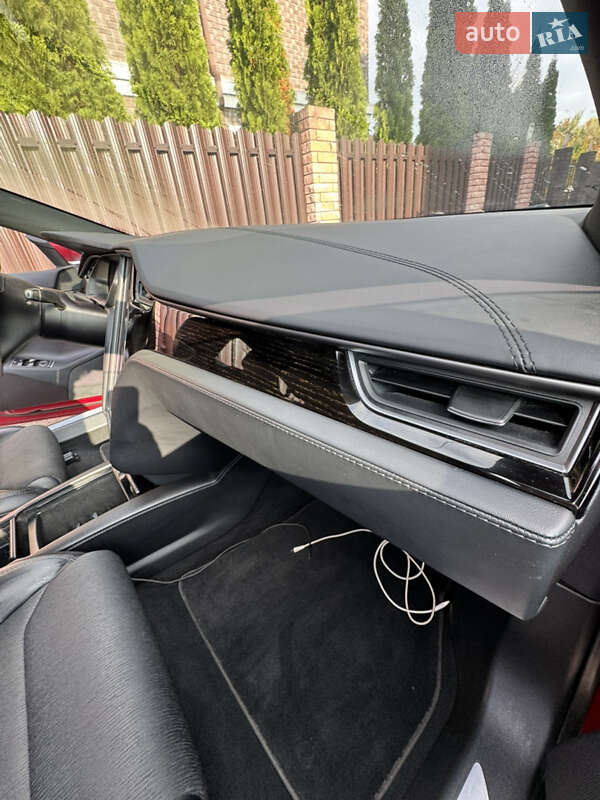 Ліфтбек Tesla Model S 2018 в Києві фото 22 Ліфтбек Tesla Model S 2018 в Києві