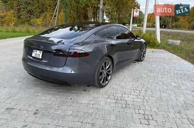 Лифтбек Tesla Model S 2018 в Виннице