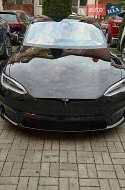 Лифтбек Tesla Model S 2022 в Ужгороде