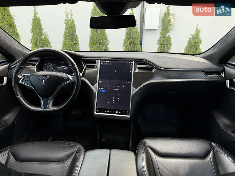 Лифтбек Tesla Model S 2015 в Дрогобыче фото 46 Лифтбек Tesla Model S 2015 в Дрогобыче