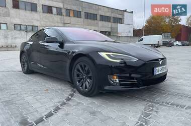 Лифтбек Tesla Model S 2019 в Тернополе