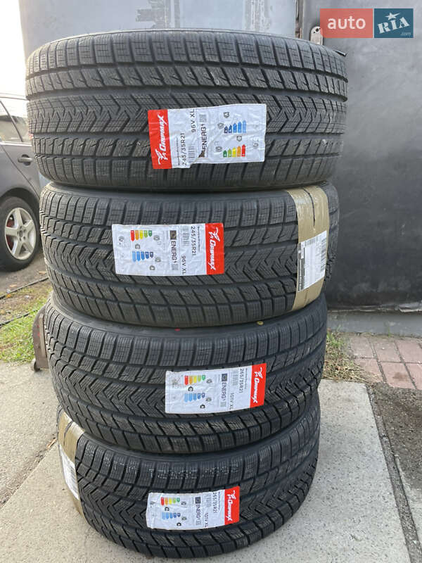 Ліфтбек Tesla Model S 2017 в Києві фото 25 Ліфтбек Tesla Model S 2017 в Києві