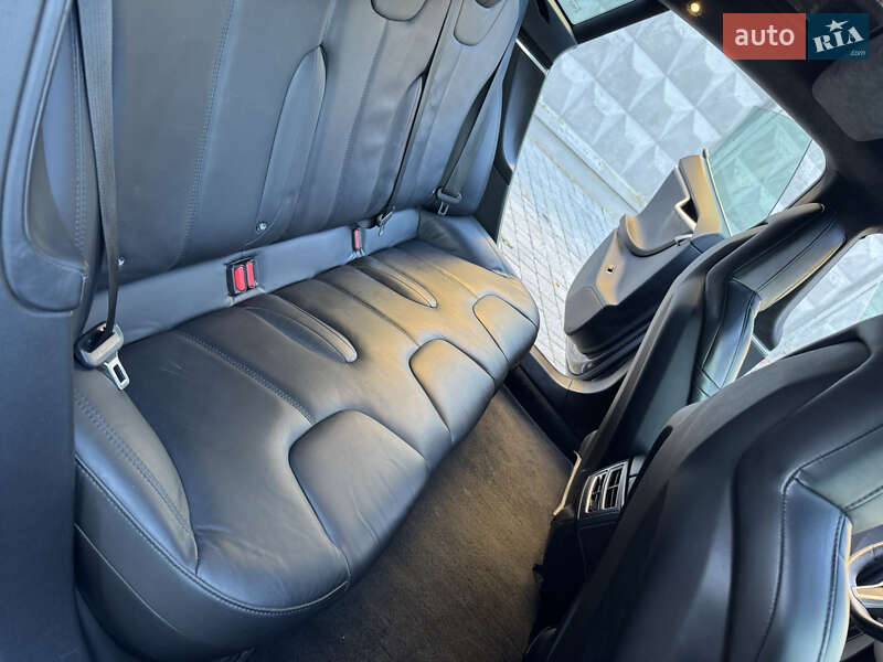 Ліфтбек Tesla Model S 2015 в Рівному фото 22 Ліфтбек Tesla Model S 2015 в Рівному