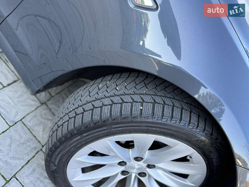 Ліфтбек Tesla Model S 2015 в Рівному фото 54 Ліфтбек Tesla Model S 2015 в Рівному