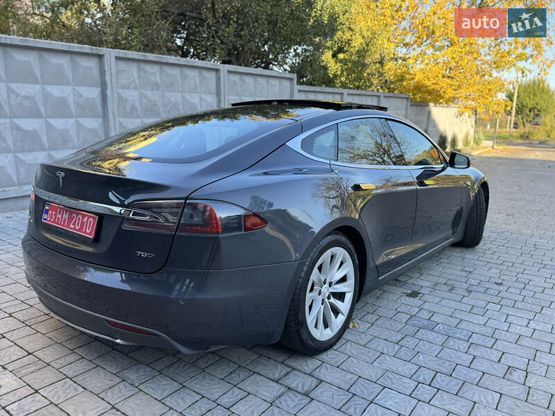 Ліфтбек Tesla Model S 2015 в Рівному фото 55 Ліфтбек Tesla Model S 2015 в Рівному