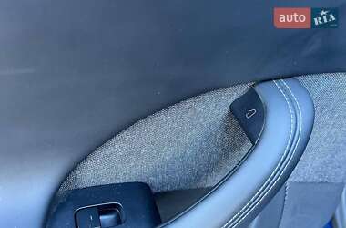 Лифтбек Tesla Model S 2022 в Львове