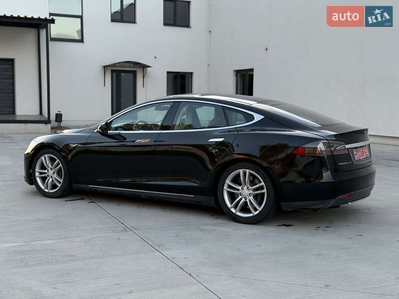 Ліфтбек Tesla Model S 2013 в Луцьку фото 18 Ліфтбек Tesla Model S 2013 в Луцьку