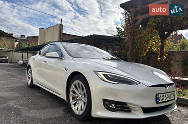 Лифтбек Tesla Model S 2019 в Харькове