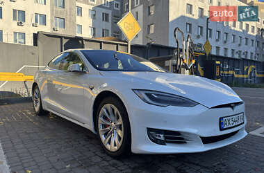 Лифтбек Tesla Model S 2019 в Харькове