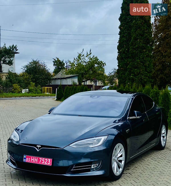 Лифтбек Tesla Model S 2016 в Луцке фото 11 Лифтбек Tesla Model S 2016 в Луцке