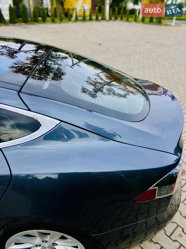 Лифтбек Tesla Model S 2016 в Луцке фото 18 Лифтбек Tesla Model S 2016 в Луцке