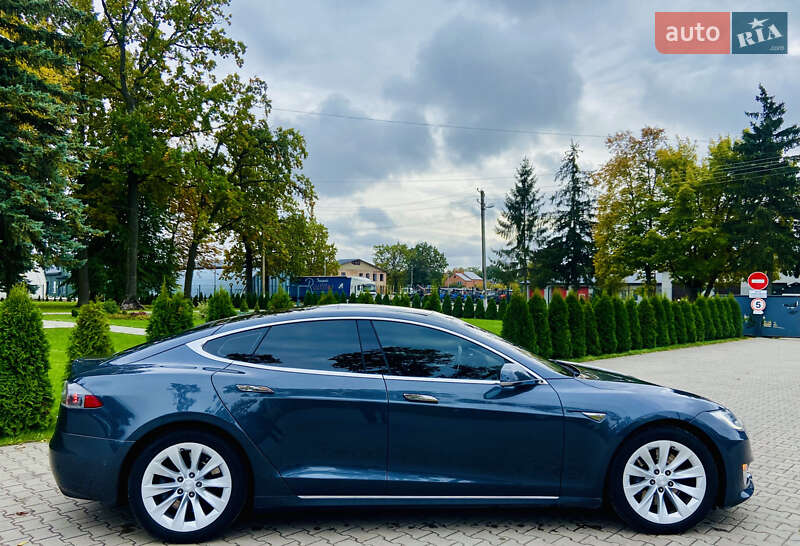Лифтбек Tesla Model S 2016 в Луцке фото 22 Лифтбек Tesla Model S 2016 в Луцке