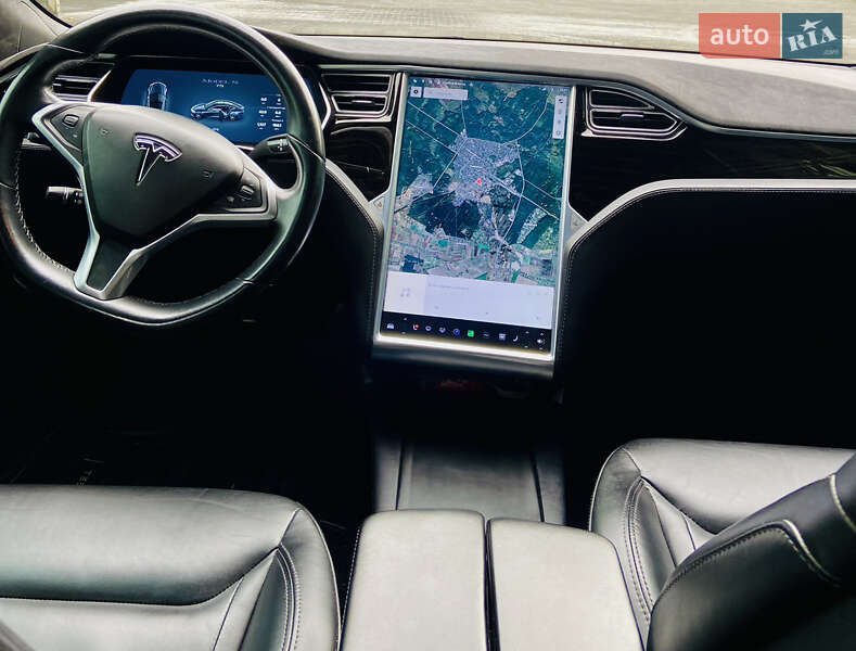 Лифтбек Tesla Model S 2016 в Луцке фото 38 Лифтбек Tesla Model S 2016 в Луцке